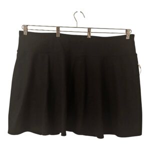 Black and White Penningtons ActiveZone Women's Tennis and Golf Skort